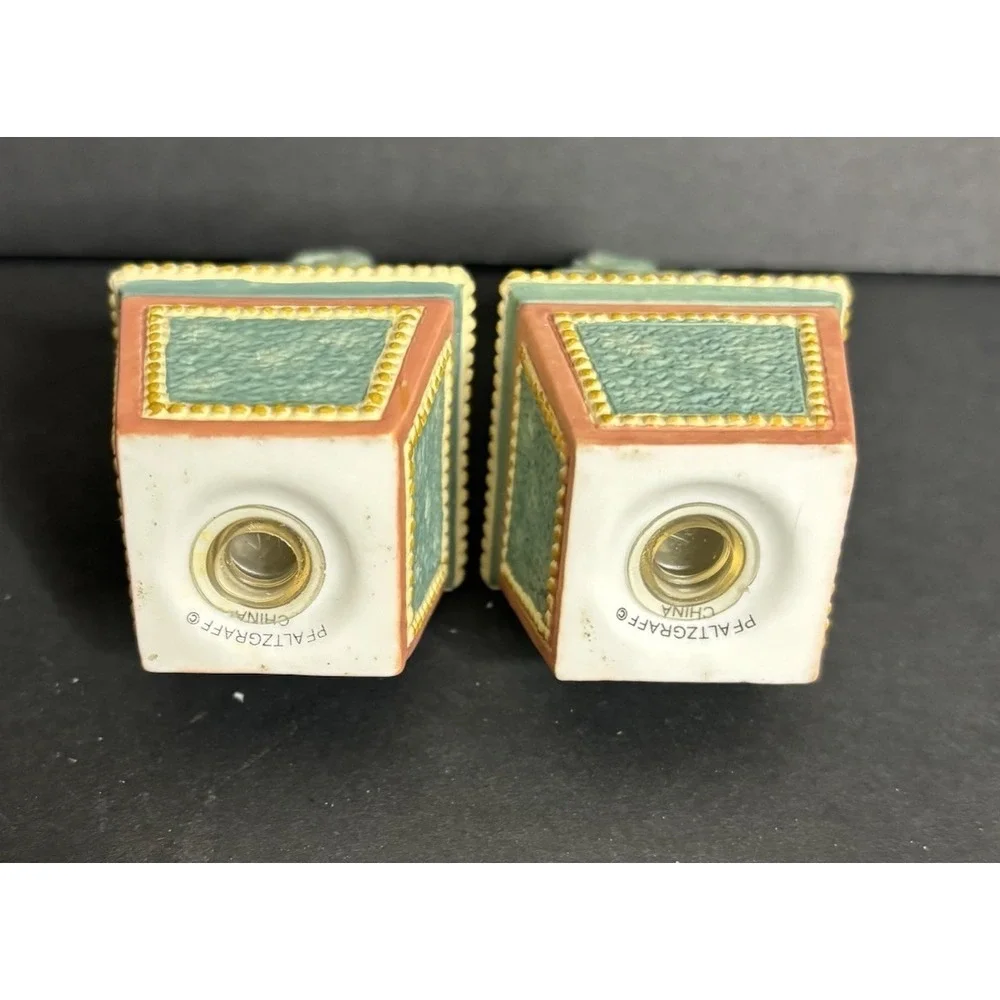 Pfaltzgraff French Quarter Sculpted Salt and Pepper Shakers Set 4 1/2